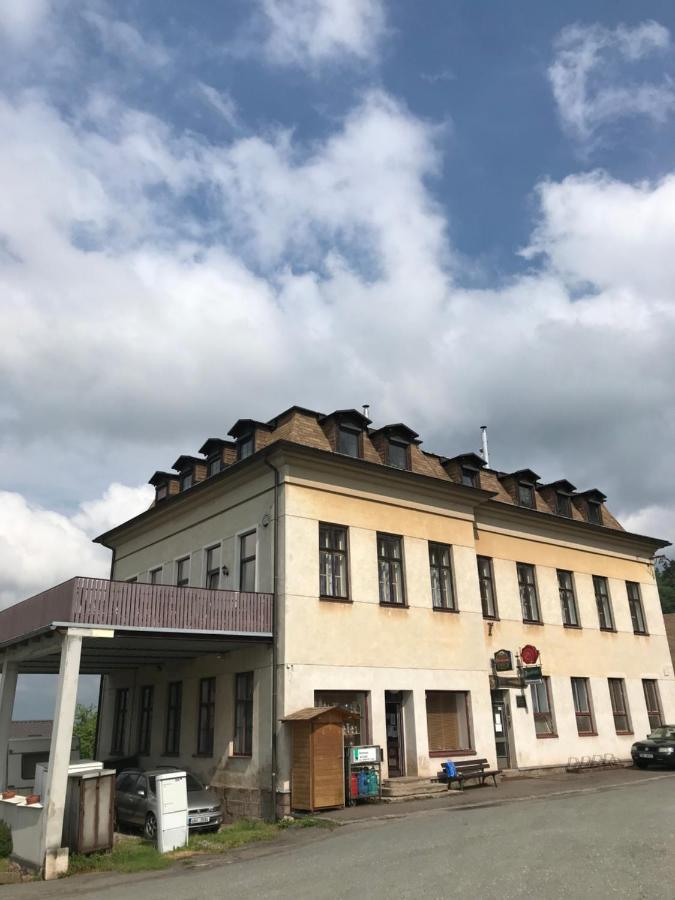 Apartman Na Bohdasine Červený Kostelec Екстериор снимка